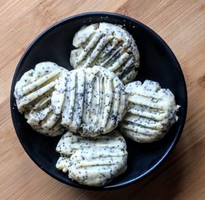 lemon poppy seed shortbread